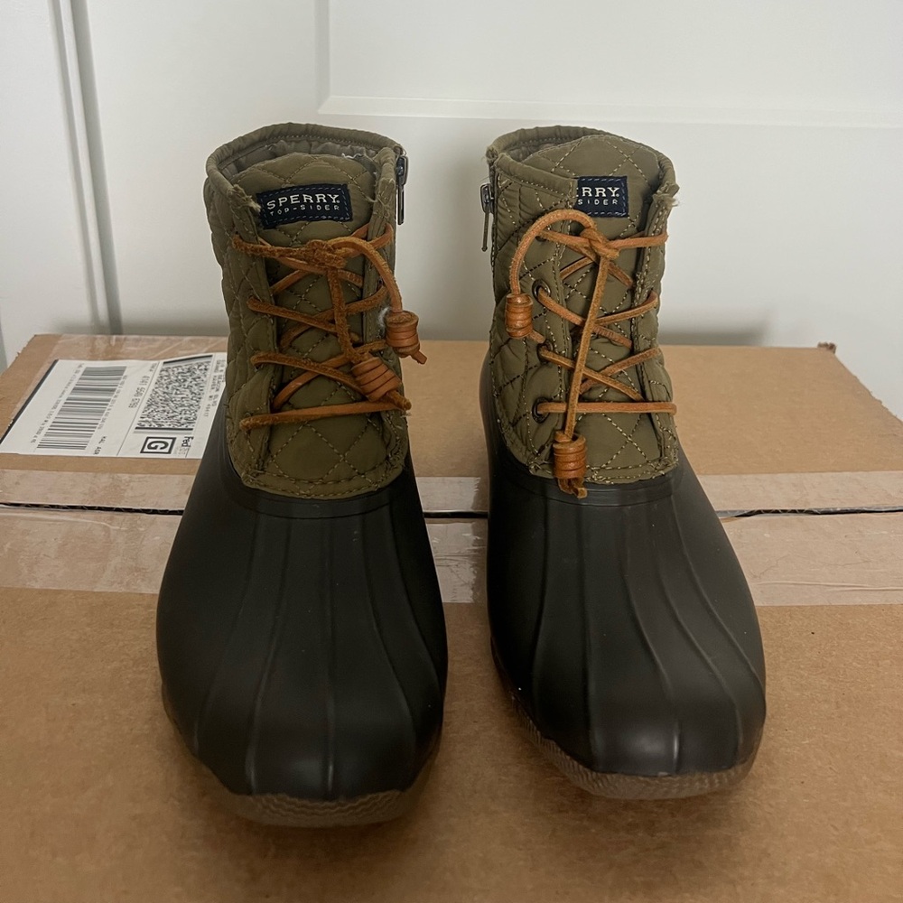 Women’s Sperry Saltwater Quilted Duck Boot
